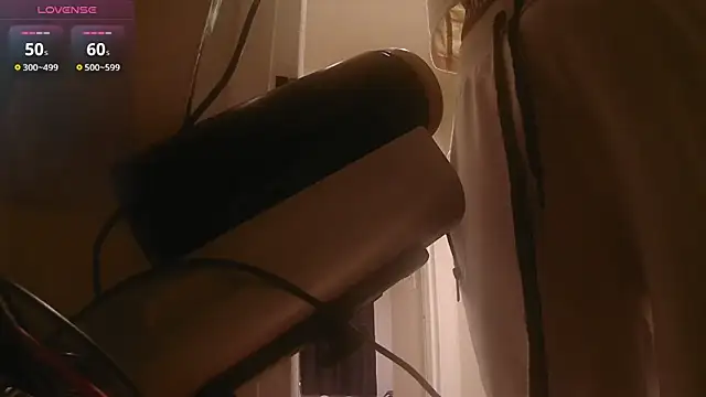 Snapshot of MrDaddyBbSnake chatting on 04.17.26 MrDaddyBbSnake online show from 04.17.26
