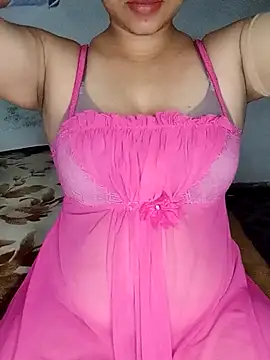 Snapshot of Queen_princes chatting on 12.14.25 Queen princes online show from 12.14.25