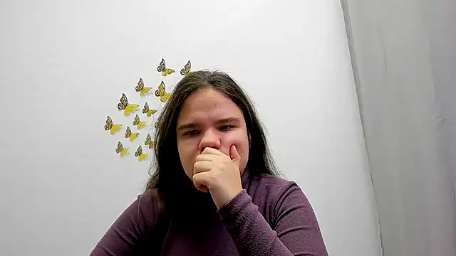 Snapshot of AdeleCruz chatting on 01.15.25 AdeleCruz online show from 01.15.25