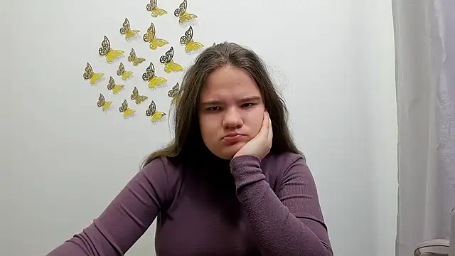 Snapshot of AdeleCruz chatting on 01.18.25 AdeleCruz online show from 01.18.25