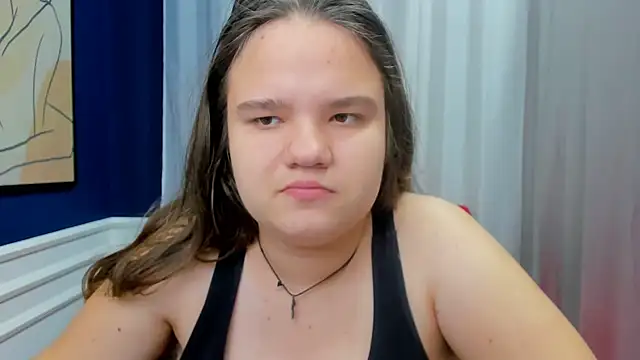 Snapshot of AdeleCruz chatting on 02.18.25 AdeleCruz online show from 02.18.25