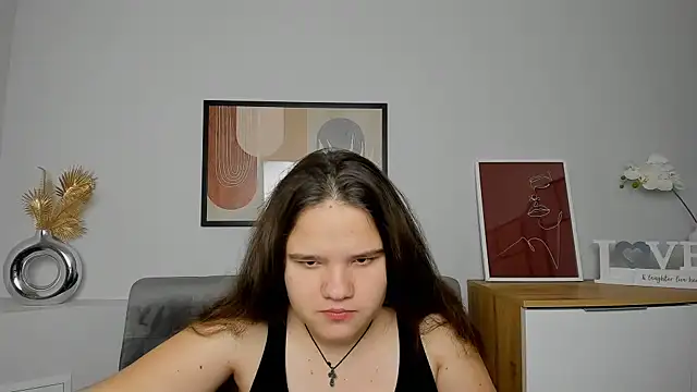 Snapshot of AdeleCruz chatting on 03.01.25 AdeleCruz online show from 03.01.25