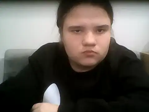 Snapshot of AdeleCruz chatting on 03.15.25 AdeleCruz online show from 03.15.25