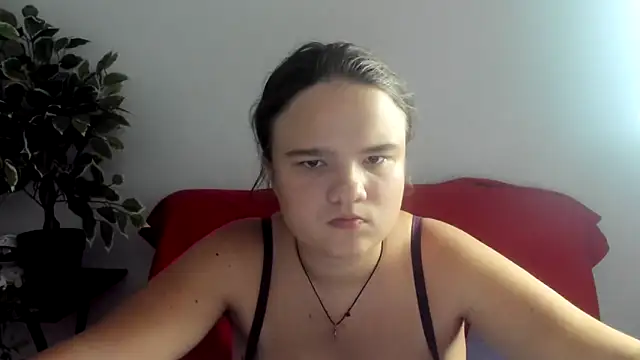 Snapshot of AdeleCruz chatting on 09.20.25 AdeleCruz online show from 09.20.25