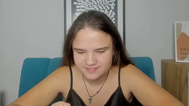 Snapshot of AdeleCruz chatting on 11.29.25 AdeleCruz online show from 11.29.25