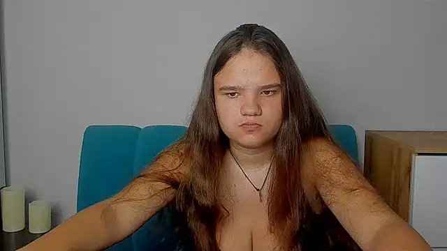 Snapshot of AdeleCruz chatting on 06.18.26 AdeleCruz online show from 06.18.26