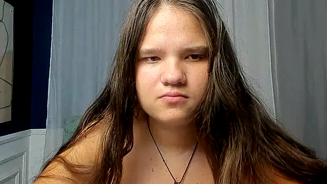 Snapshot of AdeleCruz chatting on 07.28.26 AdeleCruz online show from 07.28.26