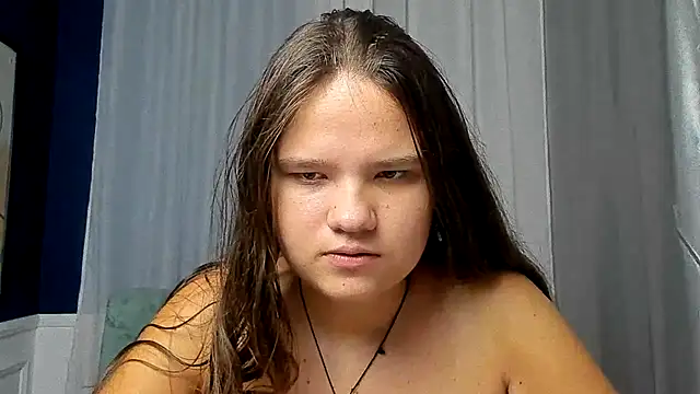 Snapshot of AdeleCruz chatting on 08.01.26 AdeleCruz online show from 08.01.26
