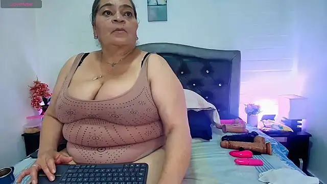 VickyBoobss online show from 05.12.26