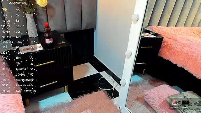 chelsea bolton  online show from 11.30.25