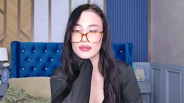 EmmaLawrens online show from 02.26.25