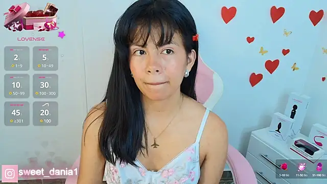 sweet dania  online show from 02.23.25