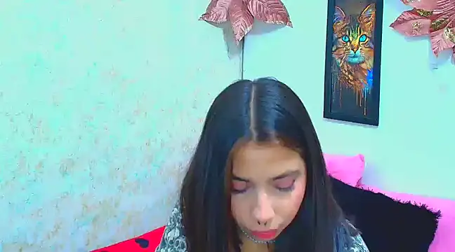 Rousse violett online show from 01.24.25