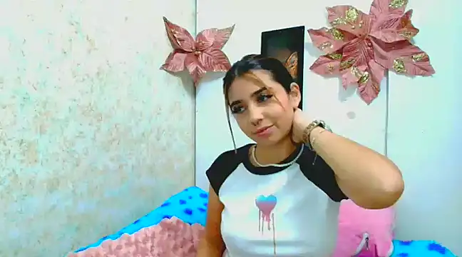 Rousse violett online show from 02.25.25