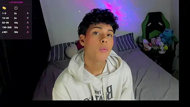 Snapshot of dani_angels__ chatting on 02.08.25 dani angels online show from 02.08.25