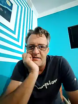 Snapshot of itsmeyes69 chatting on 01.10.25 itsmeyes69 online show from 01.10.25