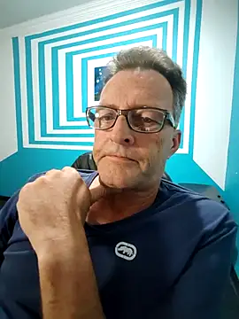 Snapshot of itsmeyes69 chatting on 03.03.25 itsmeyes69 online show from 03.03.25