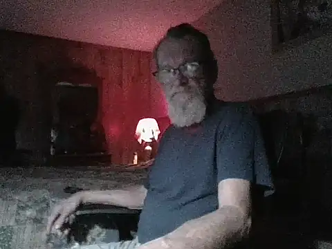 Snapshot of Aldick68 chatting on 03.15.25 Aldick68 online show from 03.15.25