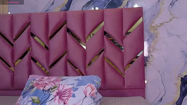 hotiergirl online show from 02.02.26