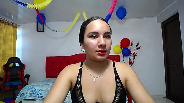 Maylin horny19 online show from 06.20.26