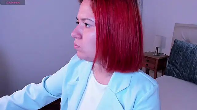 zoes milee online show from 02.19.25