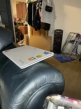 VioletxBlue online show from 06.06.26