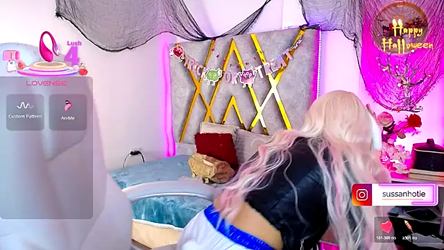 SussanHottye1  online show from 10.25.25