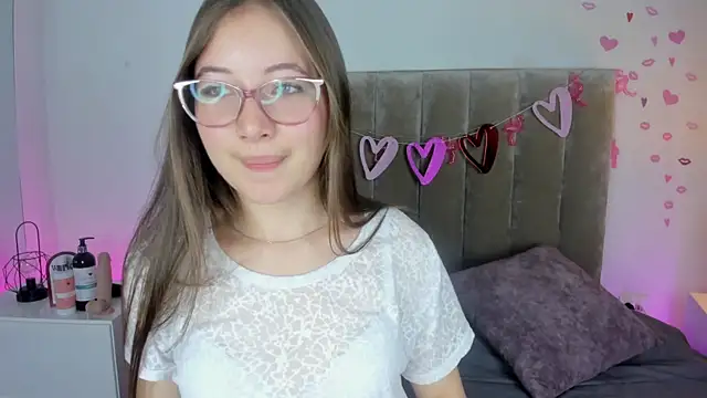 Snapshot of Dahlia_Rousse chatting on 03.01.25 Dahlia Rousse online show from 03.01.25