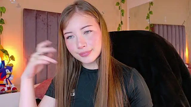 Snapshot of Dahlia_Rousse chatting on 06.26.26 Dahlia Rousse online show from 06.26.26