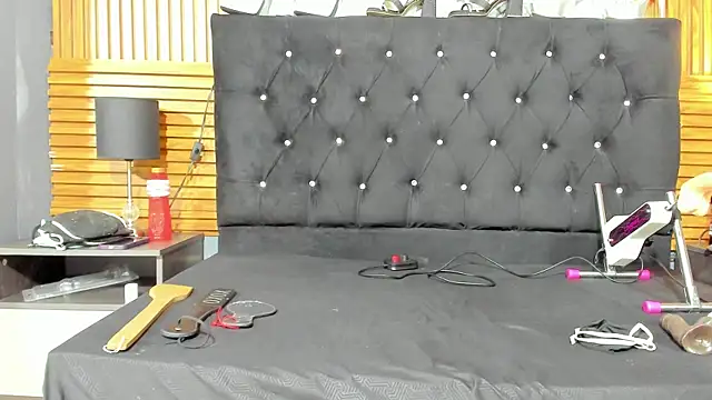 Snapshot of SalomeSimonz chatting on 11.09.25 SalomeSimonz online show from 11.09.25