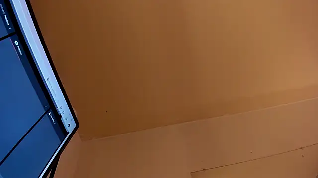 Snapshot of SalomeSimonz chatting on 12.02.25 SalomeSimonz online show from 12.02.25