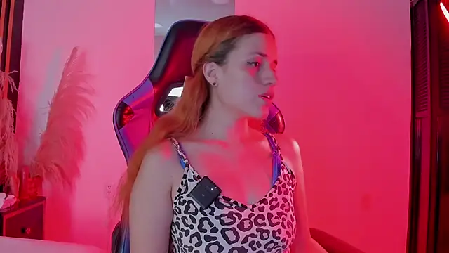 alliss ginger  online show from 10.11.25