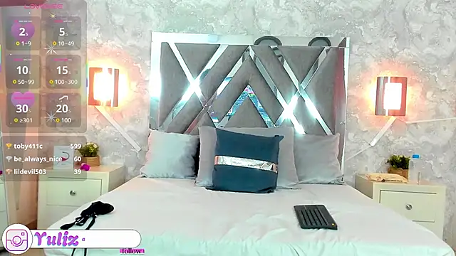 Luxury Woman online show from 01.25.25