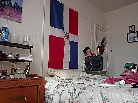 Snapshot of BaByArM81 chatting on 10.15.25 BaByArM81 online show from 10.15.25