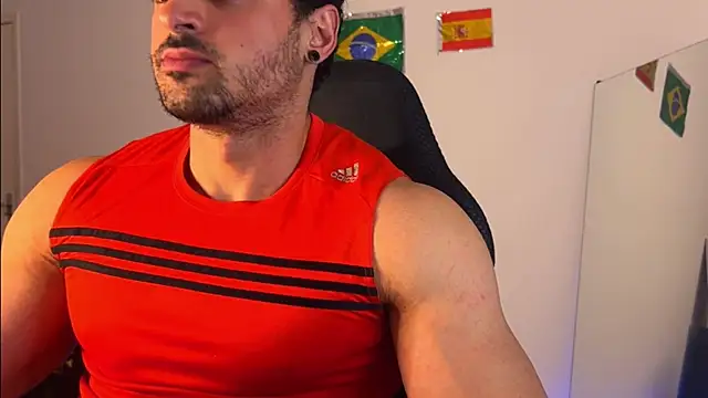 Snapshot of Lucasfit24 chatting on 07.14.26 Lucasfit24 online show from 07.14.26