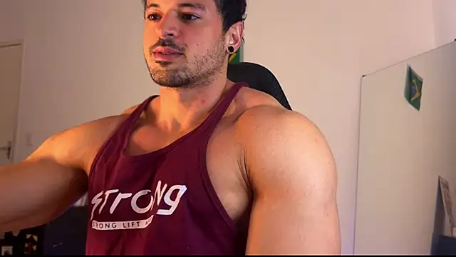 Snapshot of Lucasfit24 chatting on 07.23.26 Lucasfit24 online show from 07.23.26