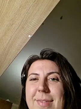 Snapshot of Melenka chatting on 09.24.25 Melenka online show from 09.24.25