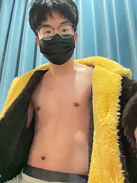 Snapshot of yfx468 chatting on 03.17.25 yfx468 online show from 03.17.25