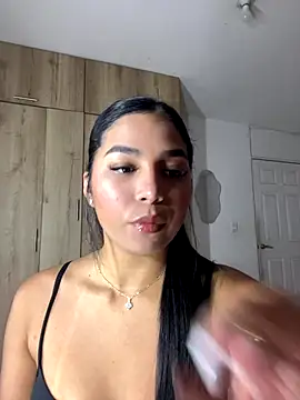 CharlotteGraay online show from 10.14.25