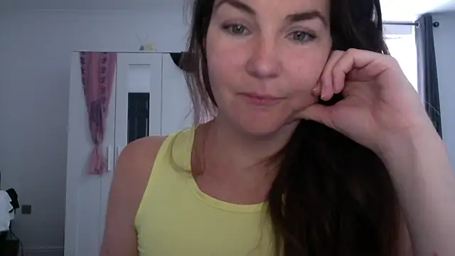 LittleMissFoxx online show from 06.20.26