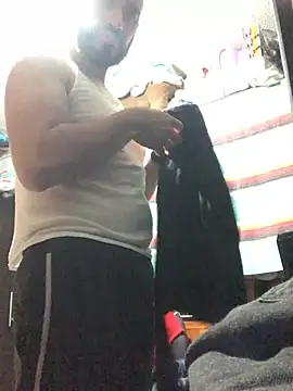 Snapshot of leonardohot1987 chatting on 01.10.25 leonardohot1987 online show from 01.10.25