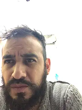 Snapshot of leonardohot1987 chatting on 01.31.25 leonardohot1987 online show from 01.31.25