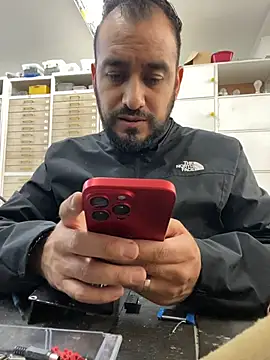 Snapshot of leonardohot1987 chatting on 03.31.26 leonardohot1987 online show from 03.31.26