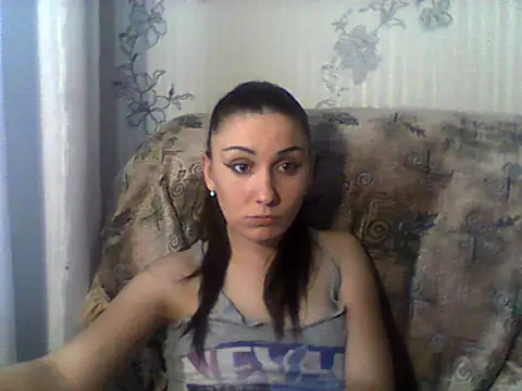 Snapshot of Yuliia30 chatting on 02.14.25 Yuliia30 online show from 02.14.25