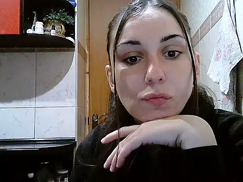 Snapshot of Yuliia30 chatting on 10.04.25 Yuliia30 online show from 10.04.25