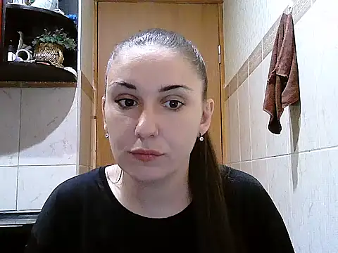 Snapshot of Yuliia30 chatting on 10.05.25 Yuliia30 online show from 10.05.25