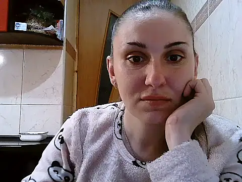 Yuliia30 online show from 04.18.26