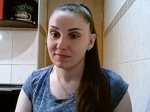 Snapshot of Yuliia30 chatting on 05.05.26 Yuliia30 online show from 05.05.26