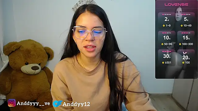 Snapshot of Anddyy__ chatting on 06.19.26 Anddyy online show from 06.19.26