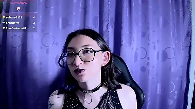 Kimlennox  online show from 01.20.25